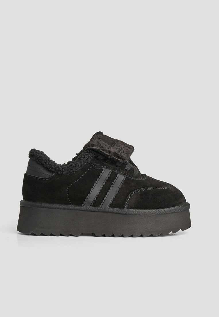 Кеди з хутром жіночі