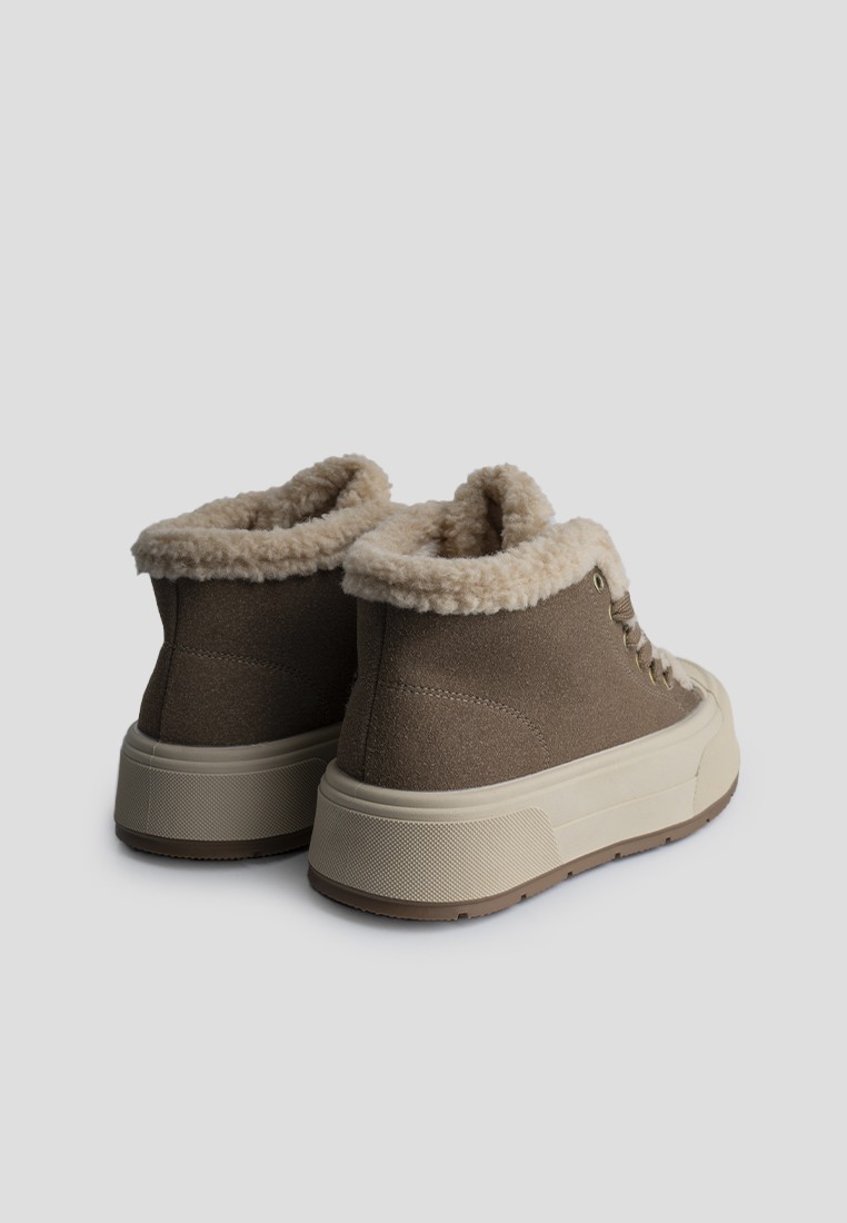 Кеди з хутром жіночі