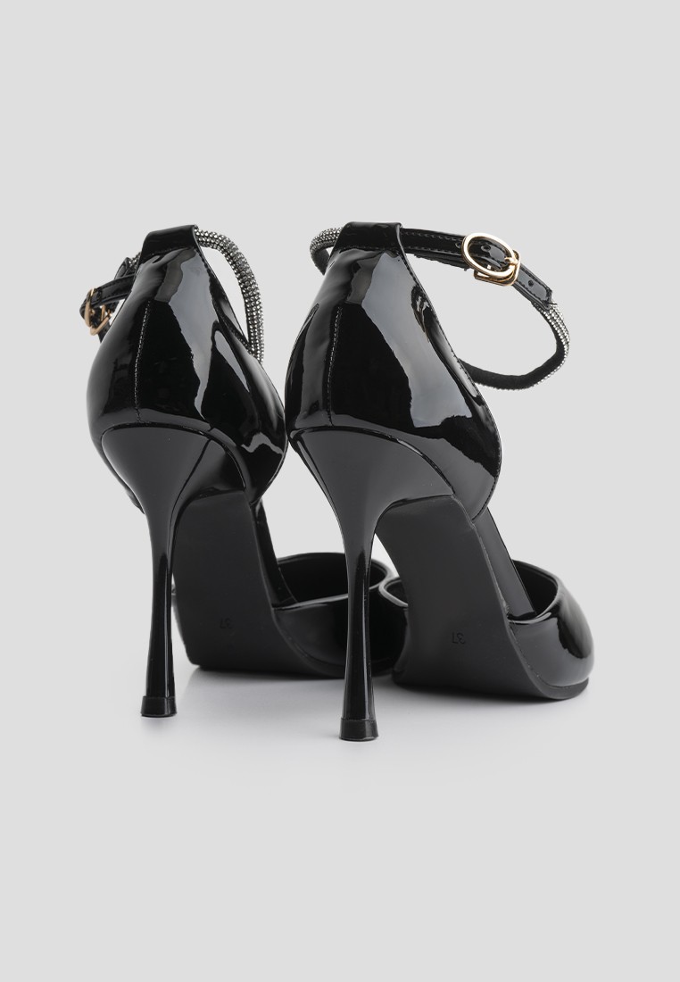 Туфлі жіночі на підборах