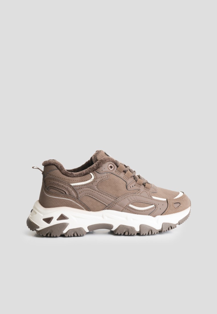 Кросівки зимові жіночі