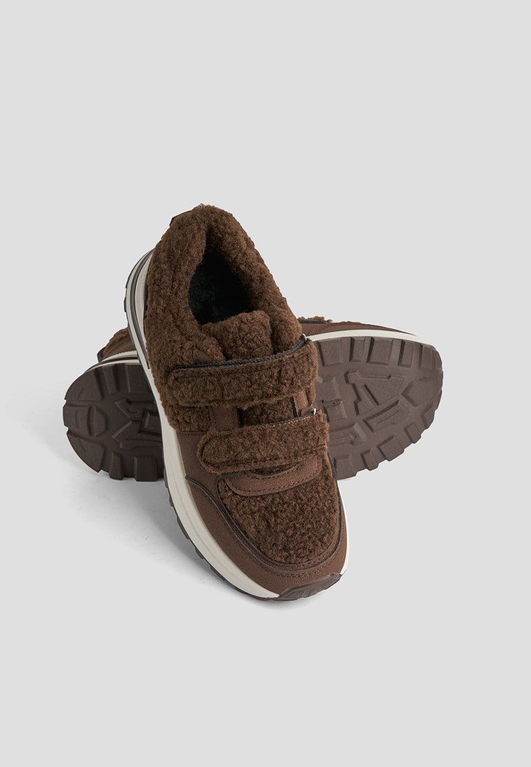 Кросівки з хутром жіночі Vzuttya.UA