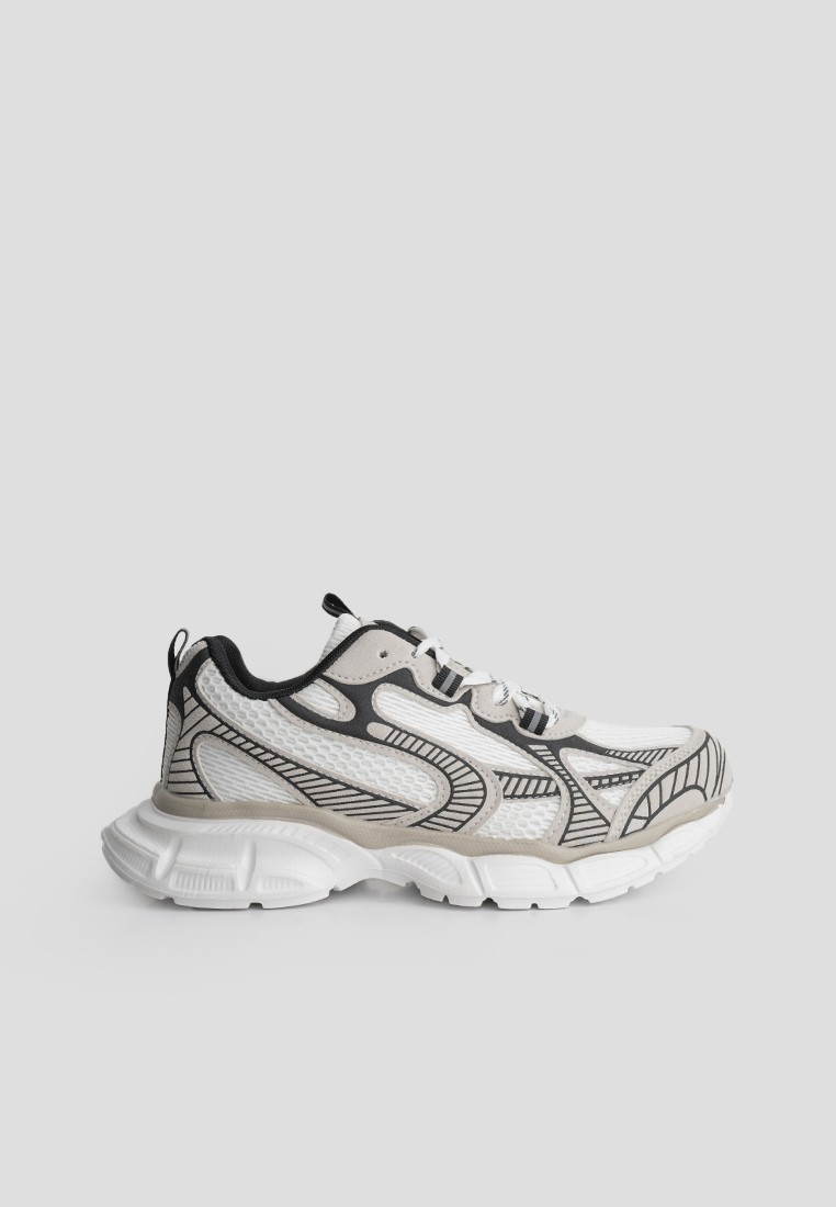 Кросівки жіночі