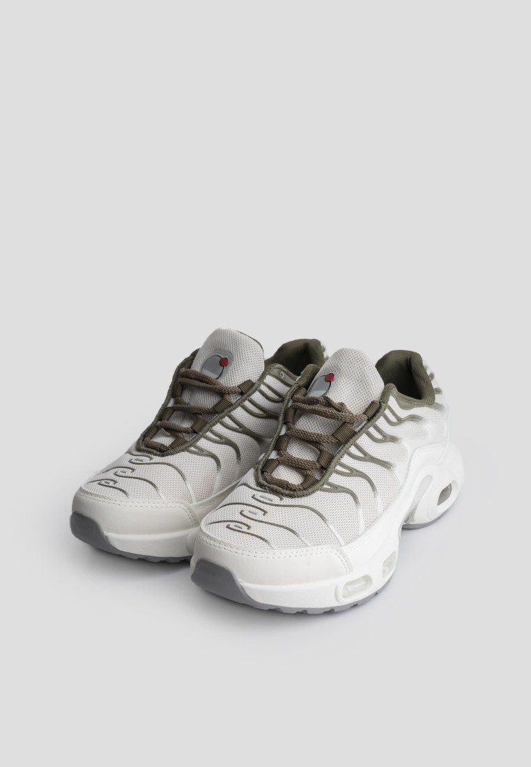 Кросівки жіночі