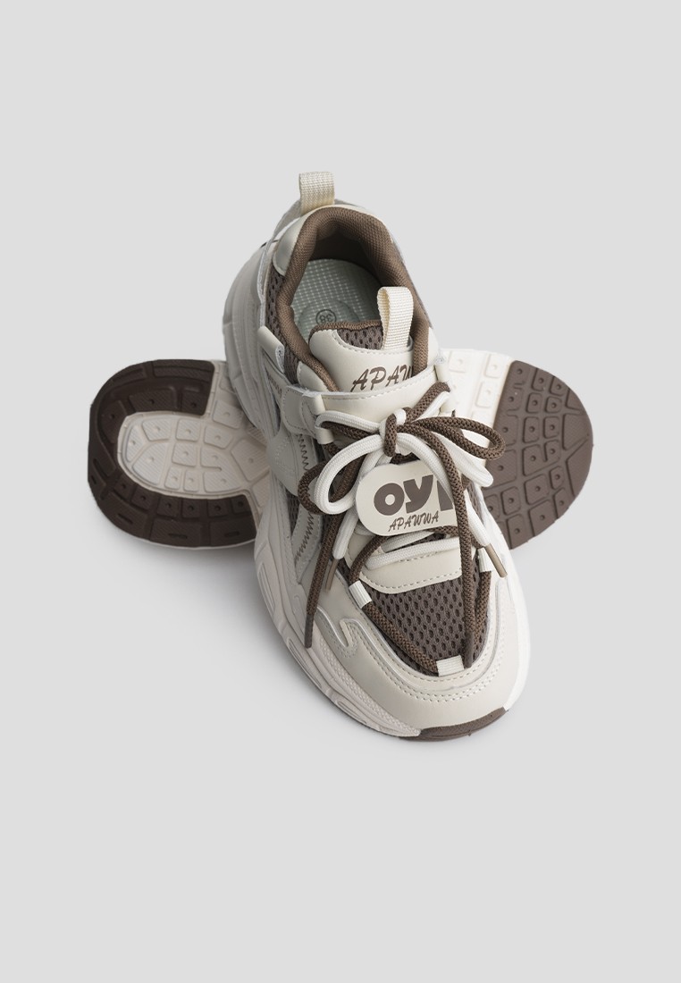 Кросівки шкіряні жіночі