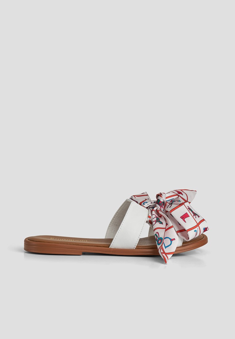 Шльопанці шкіряні жіночі