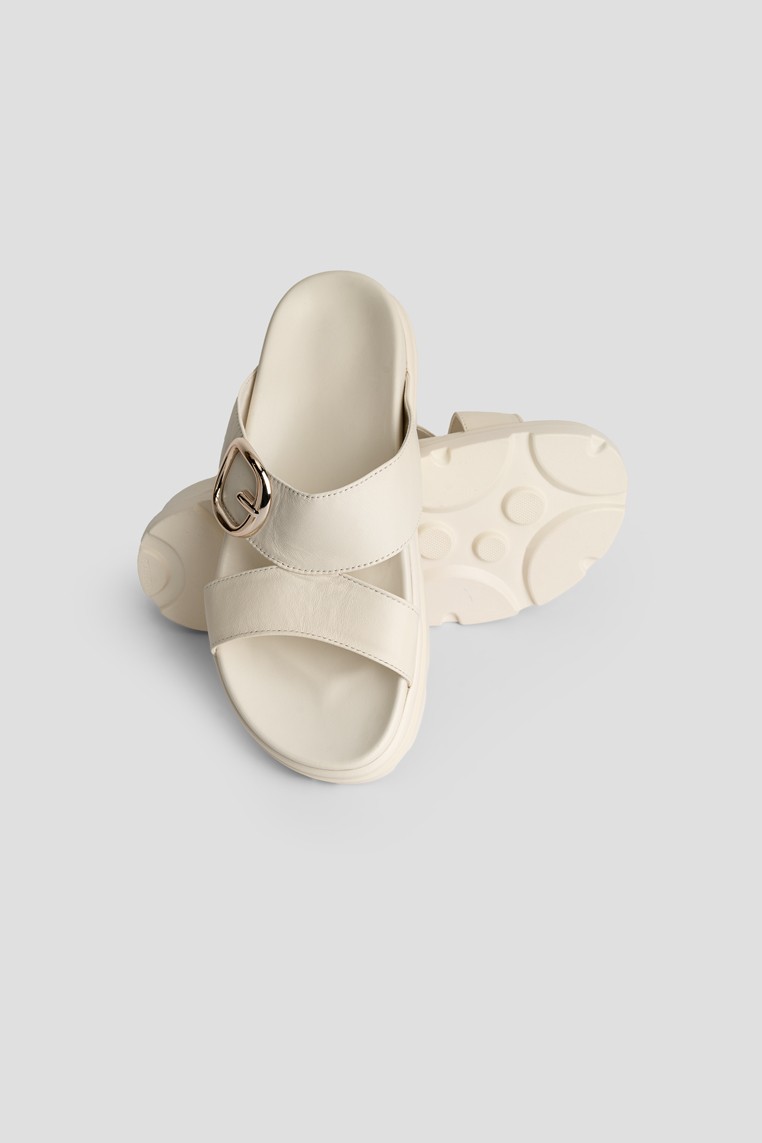 Шльопанці шкіряні жіночі Vzuttya.UA