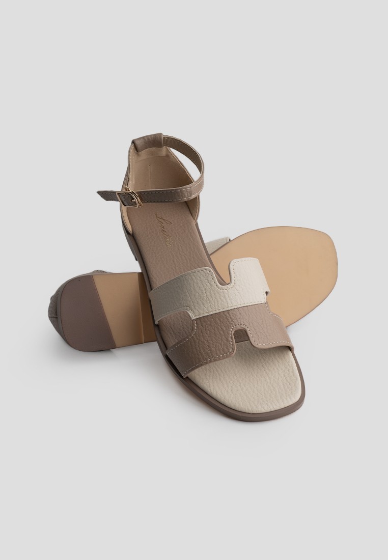 Босоніжки жіночі