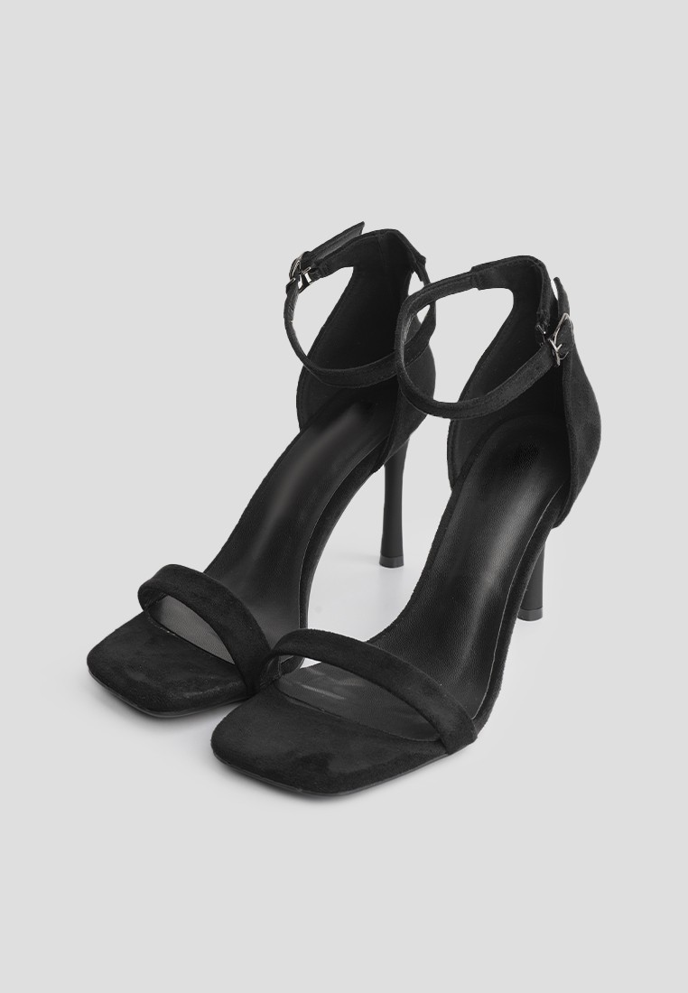 Босоніжки жіночі на підборах