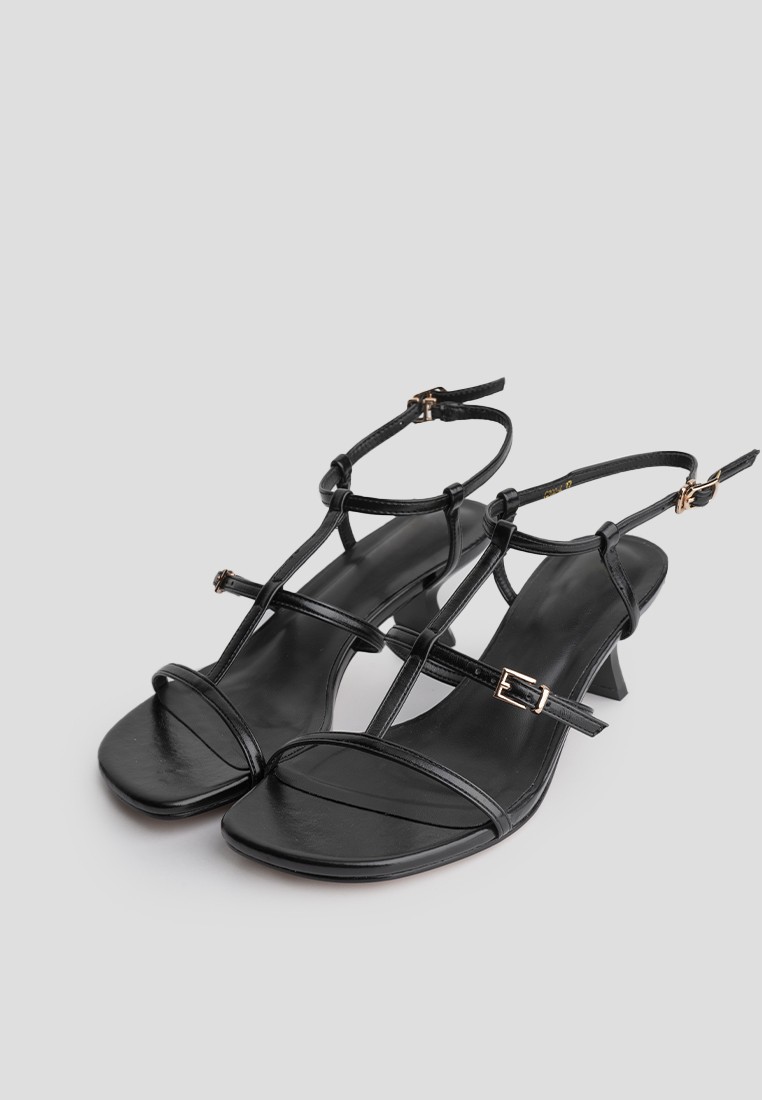 Босоніжки жіночі на підборах