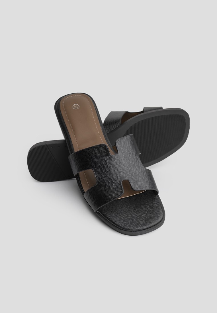 Шльопанці жіночі