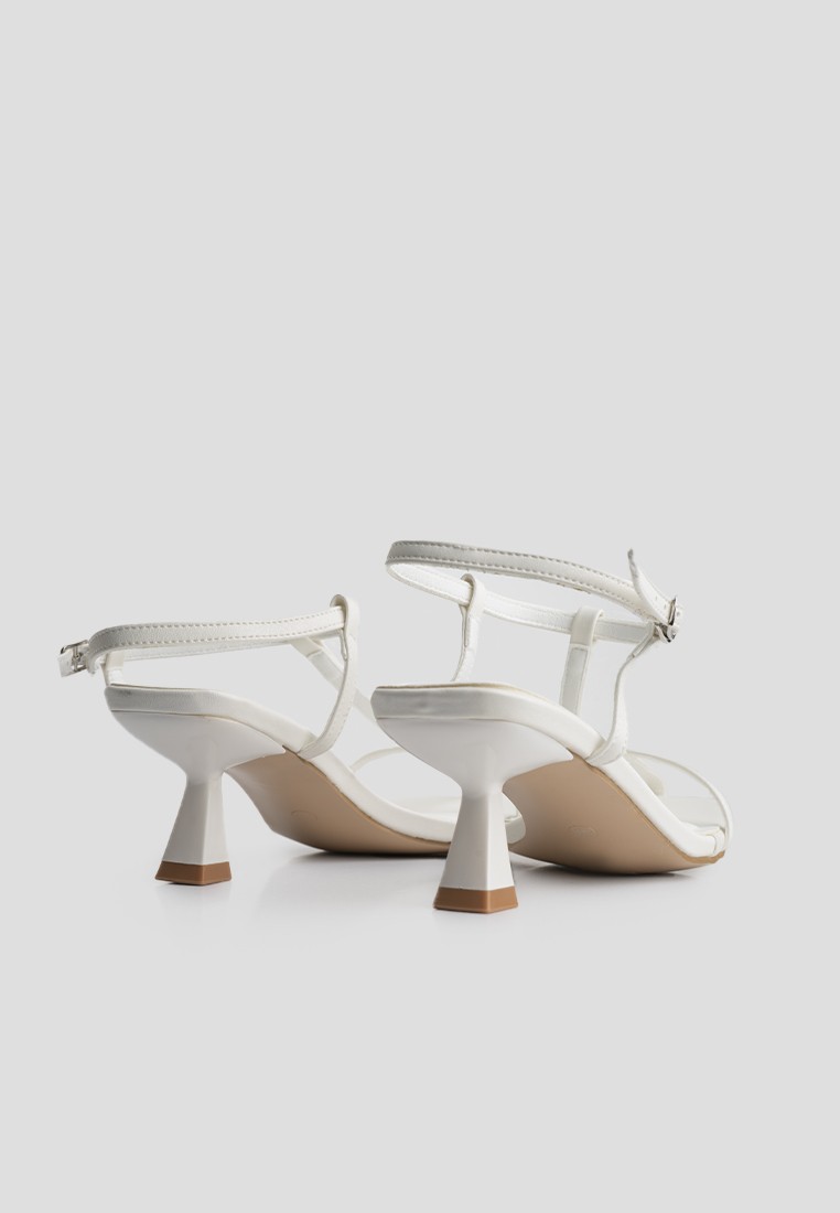 Босоніжки жіночі на підборах