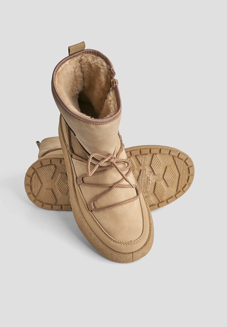 Уггі з хутром жіночі